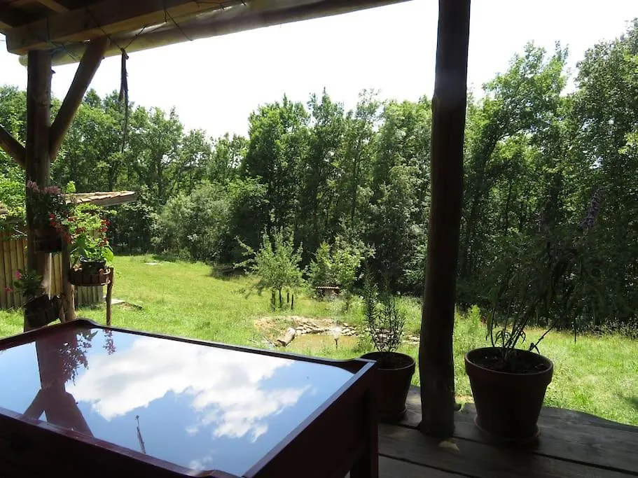 Hébergement de vacances Cosy Cabane Montbrun-Bocage